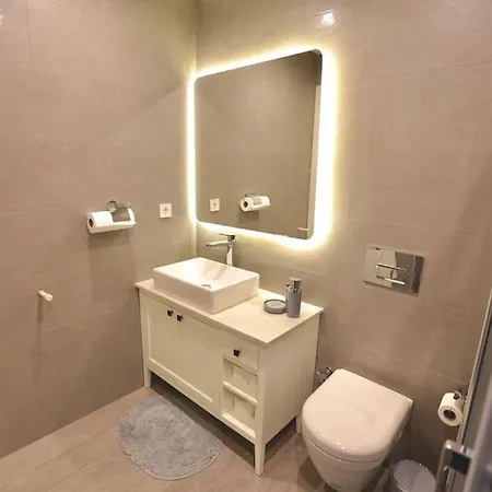 Apartamento Merkezde Havuzlu Bahceli Daire *